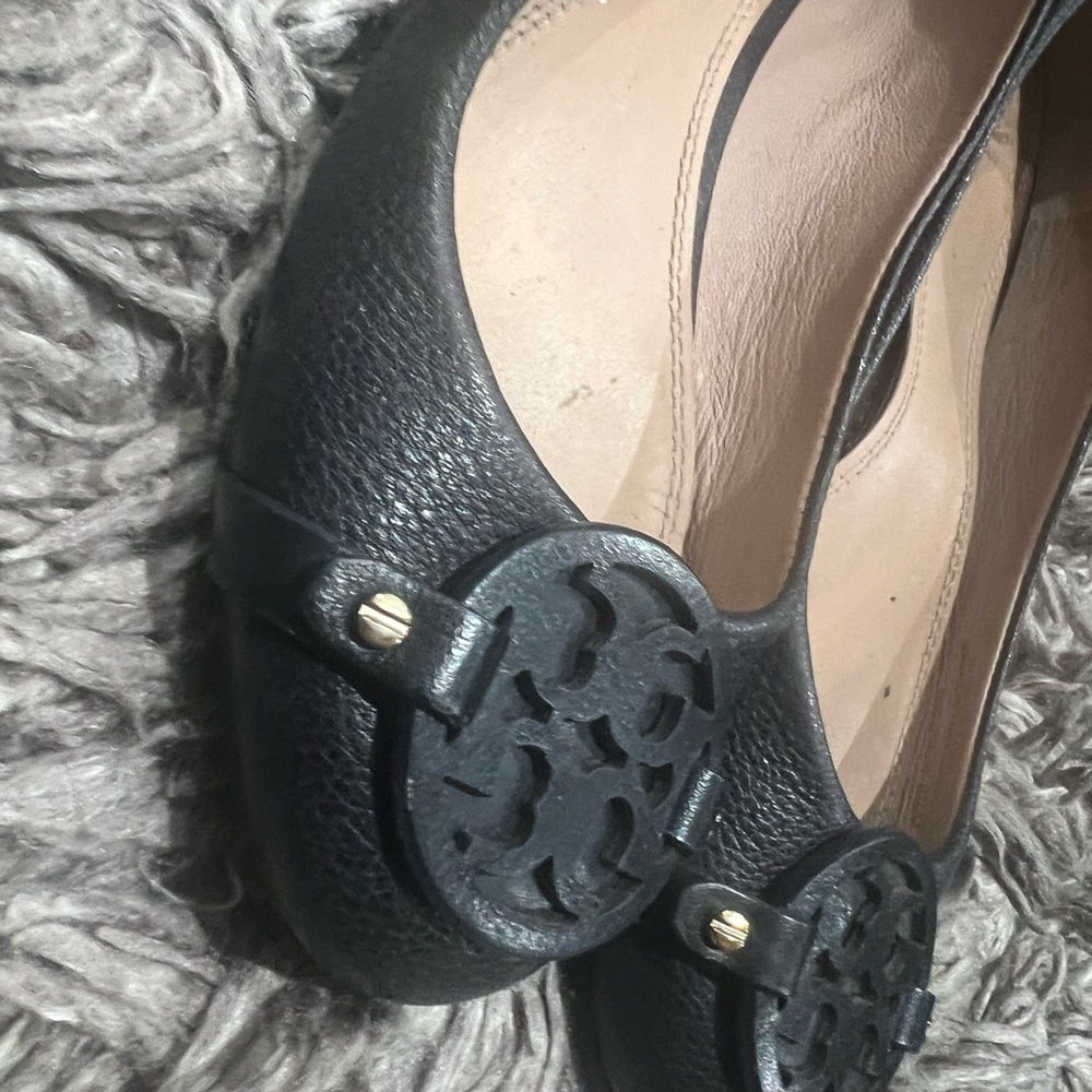 Tory Burch Black Leather Flats with Logo Detail